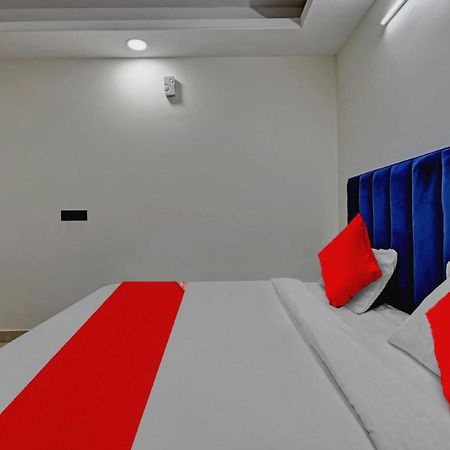 Hotel O Sai Kripa Stay Нью-Делі Екстер'єр фото